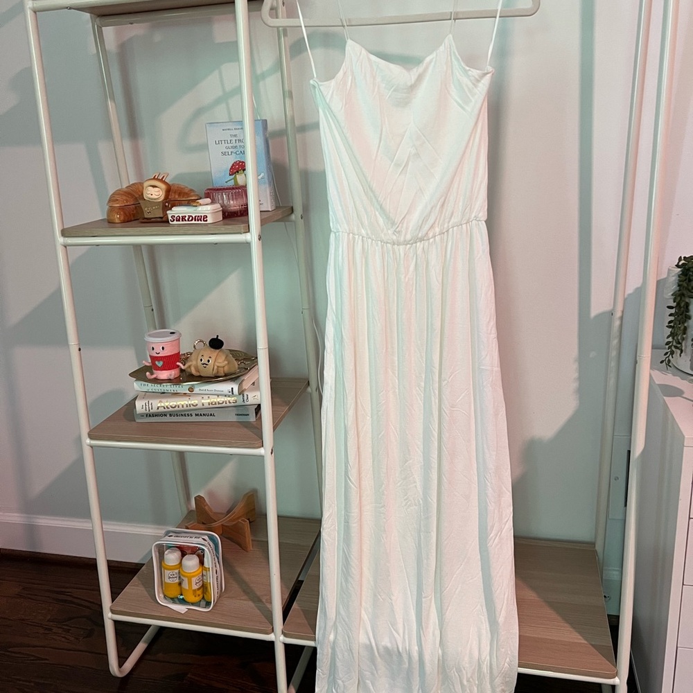 Elegant White Maxi Dress